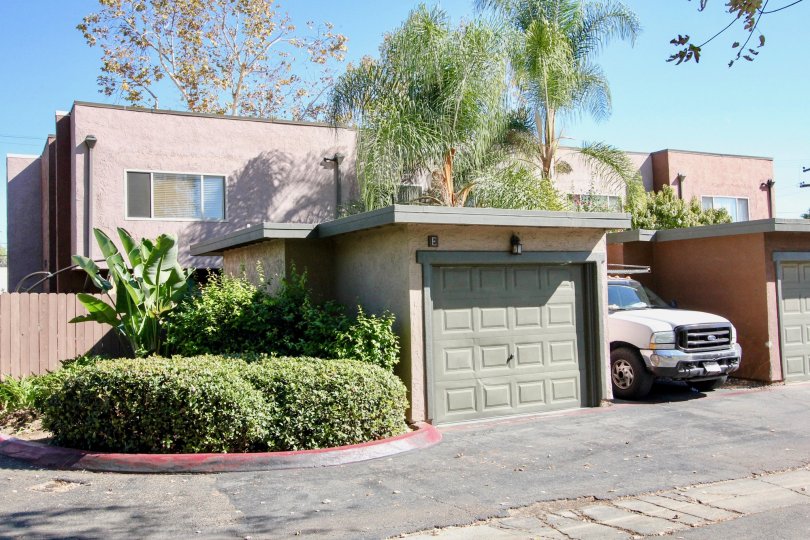 front garage view of Sommerset woods in escondido california