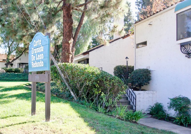 A sign for the frront of Corte Granaa de Leon Redondo at Sunset Woods.
