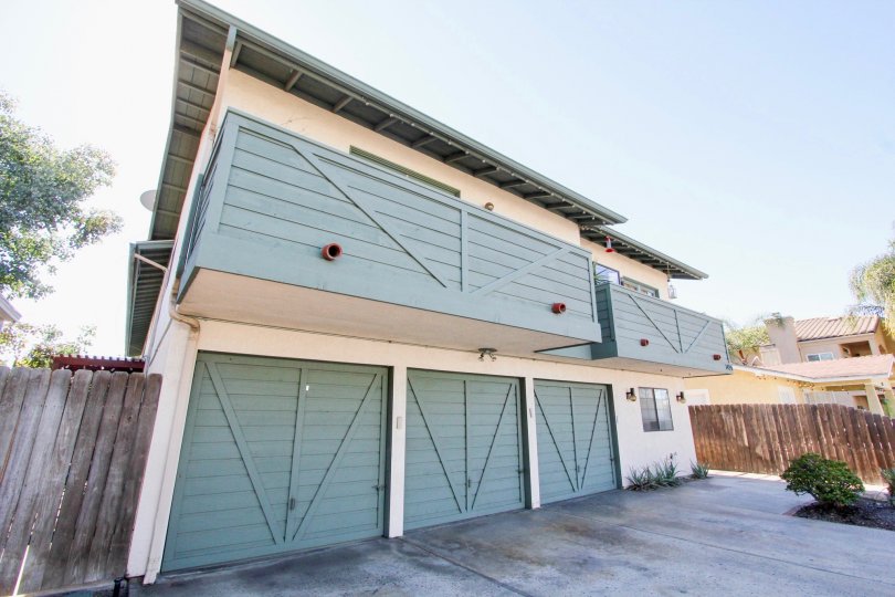 Villa with parking having balconies in 1435 Essex of Hillcrest