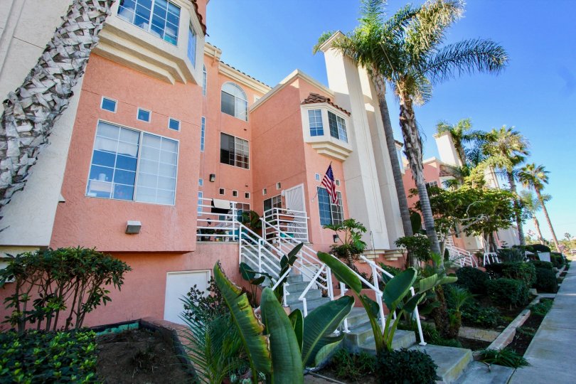 nice and most attractive Seaside Villas with beautiful garden clean way looking every where greeneryvisit with family in weeken