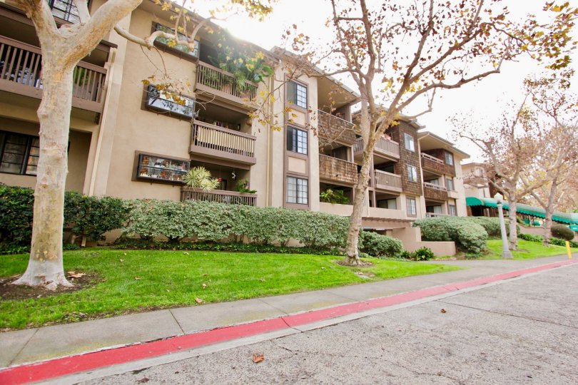 A neighborhood of condos in the Boardwalk community. The setting is in La Jolla California.