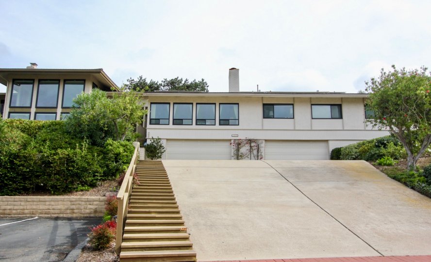 Long flat driveway next to steps at Coromandel Park in La Jolla CA