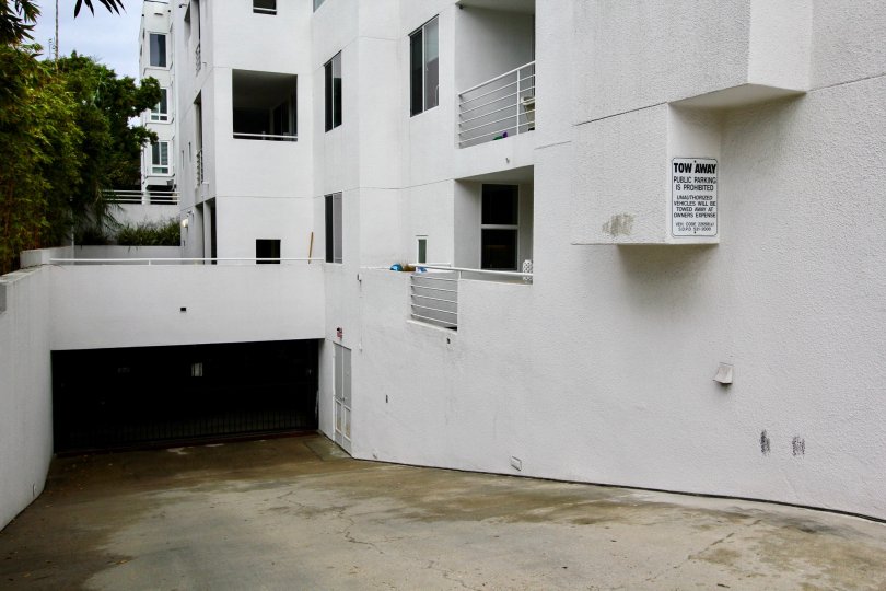 Tow Away Zone at the community Lighthaus, located in La Jolla, California