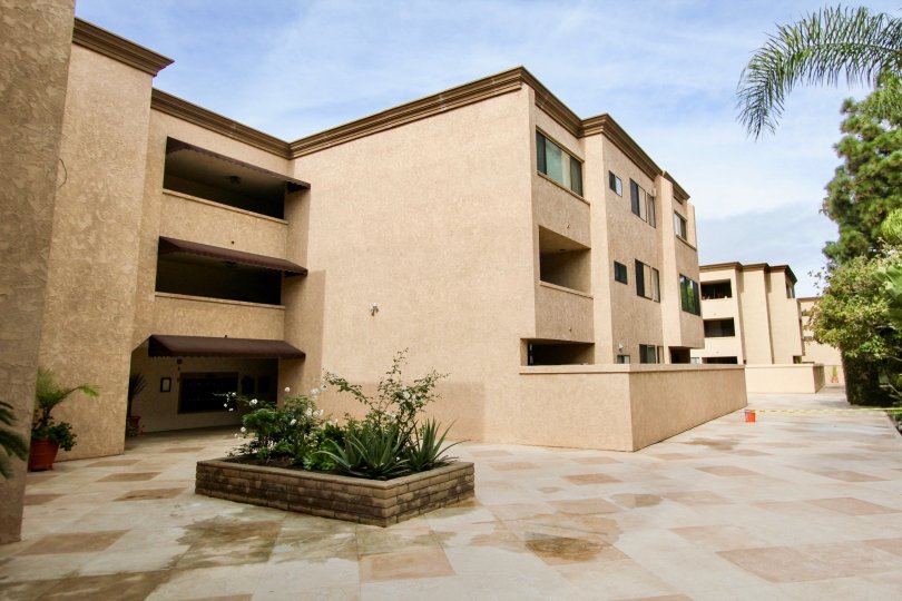 sandpiper is a component of same model houses in la jolla city in ca