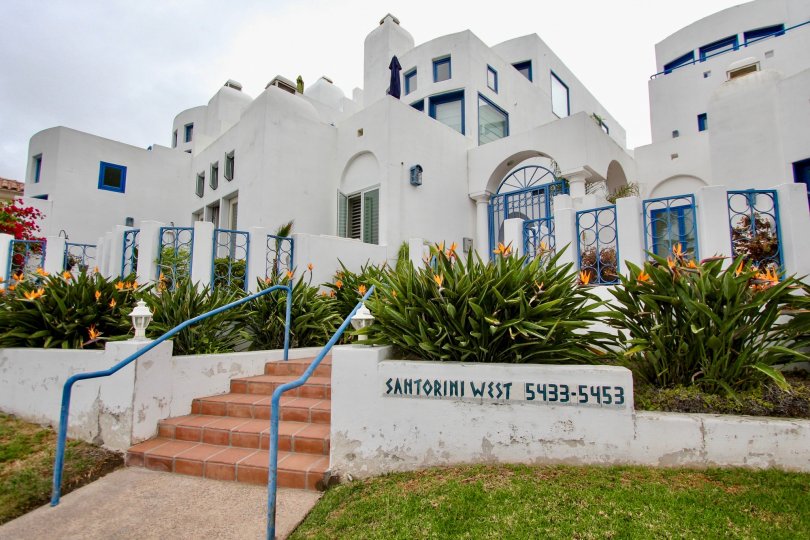 A beautiful view of the Santorini West community in La Jolla, California