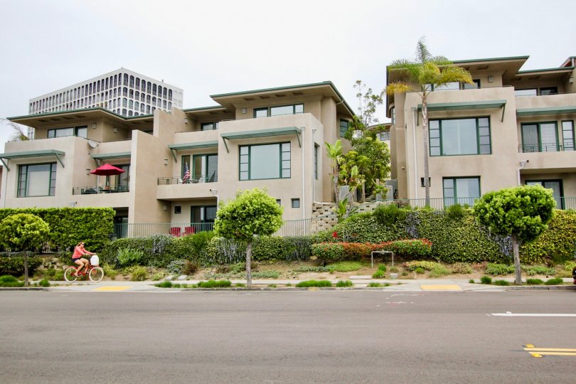 THE Village Point MOST BEAUTIFUL AREA BUILDING LOOKING EVERY WHERE GREENERY CLEAN WAY