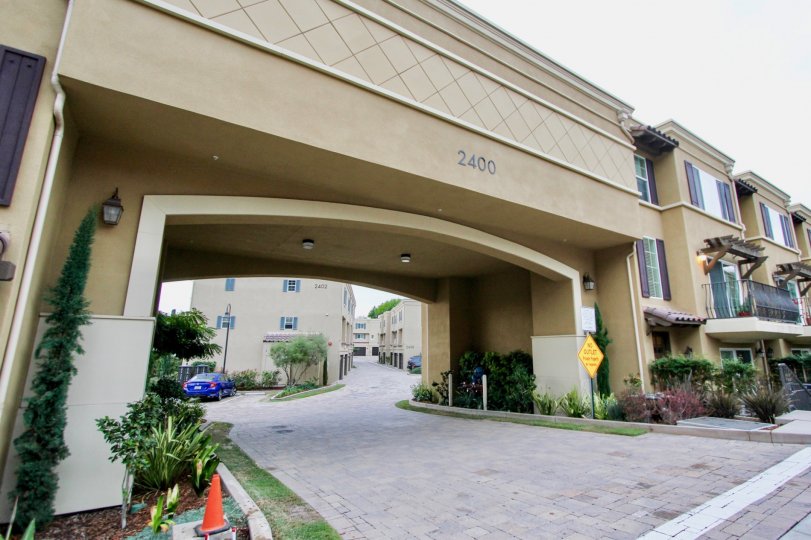 Excellent approach view of Villas with garden and parking in Ziani of La Jolla
