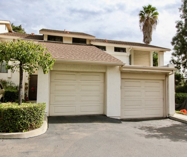 Villa with a pleasant view with ample of parking with trees in Hillside Village of La Mesa