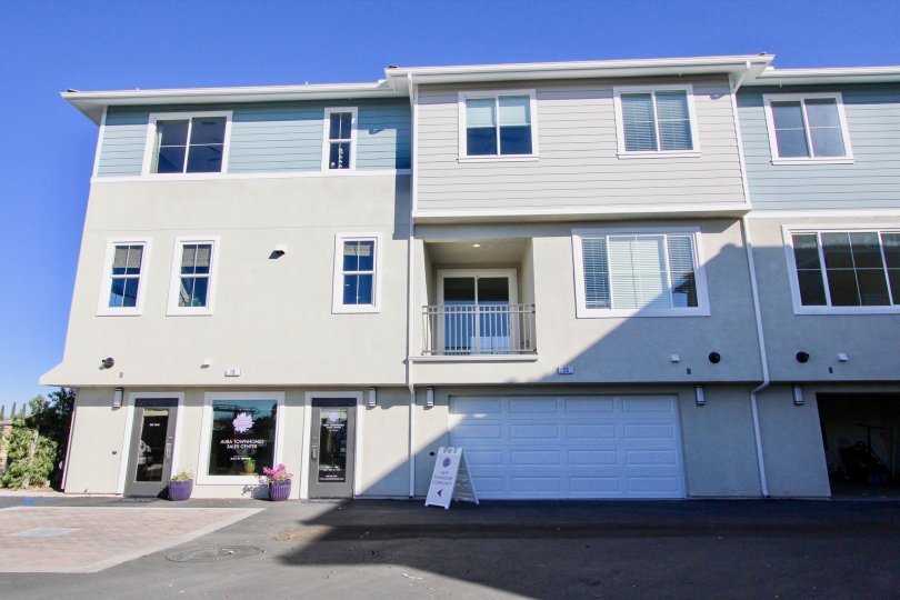 Aura  ,: Mira Mesa  , California, elegant, off white building
