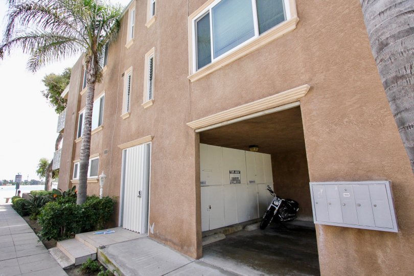 Exterior entrance to Bayfront Youngson in Mission Beach, CA