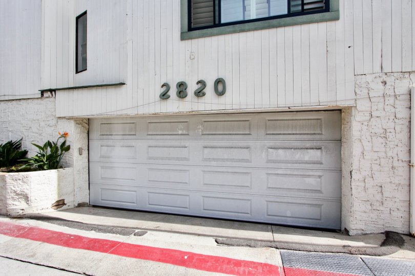 Large Garage 2820 Mission Beach CA, located in The Fijian