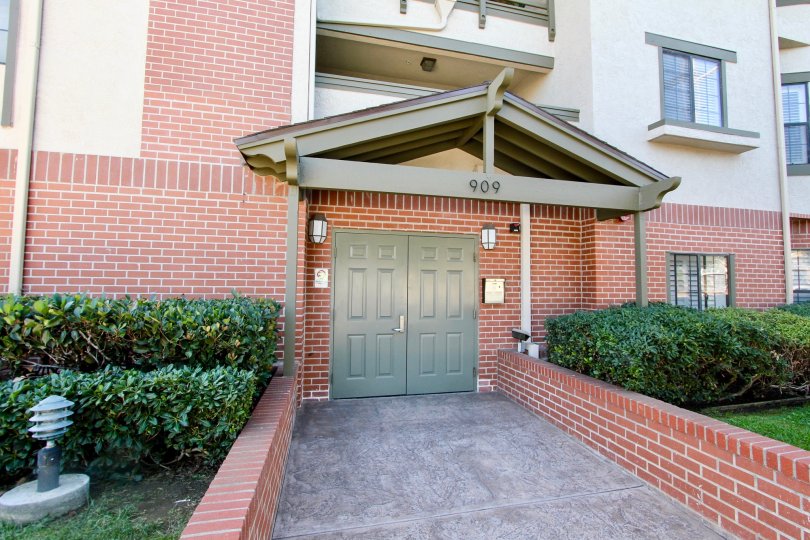 Front door of a house with garden in front in the Sutter Canyon