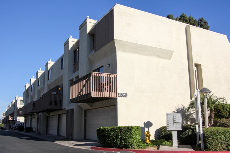 Nicely maintained apartments, with garages available, in Cerro De Alcala community in Mission Valley, CA
