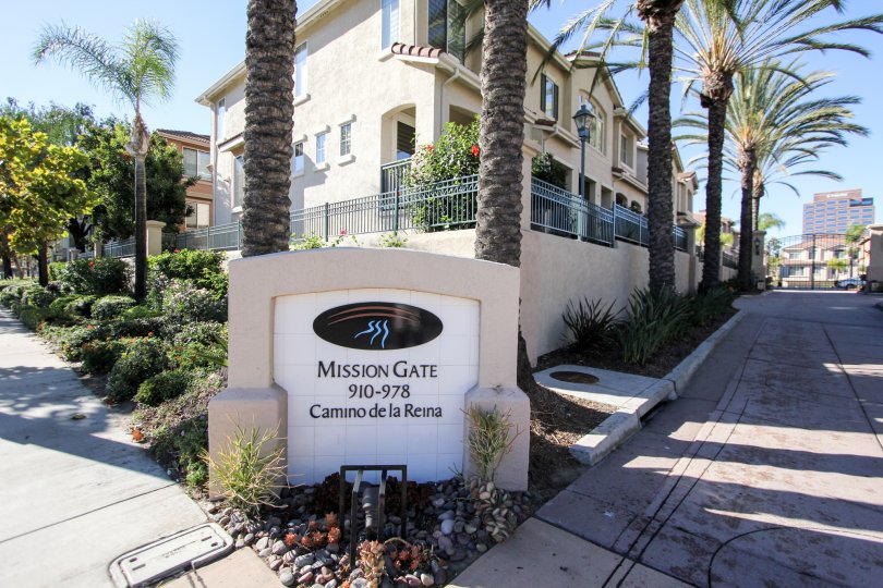 Mission Valleys Mission Gate 910-978 in California Friendly Community