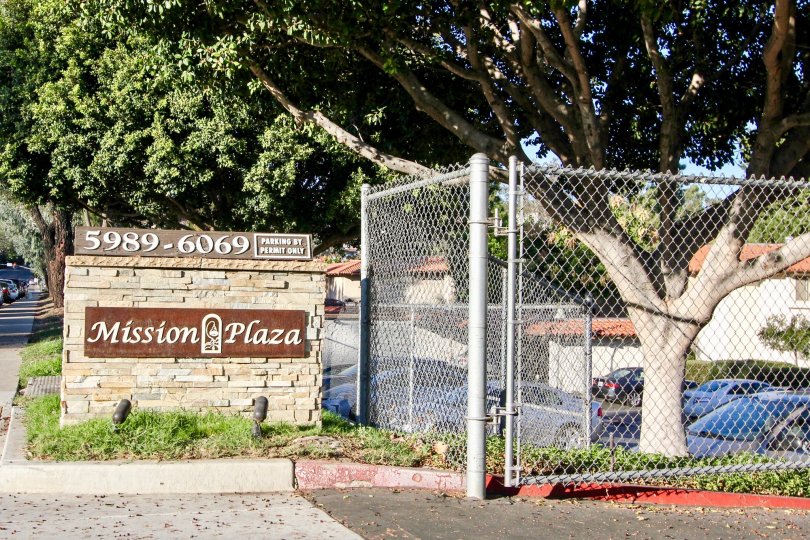The beautiful Mission Valley in the heart of San Diego CA. Our Quality high end fully furnished apartments feature High speed Internet service expanded cable with FREE HBO Fully equiped kitchens including full size appliances Full-sized washer and drier C
