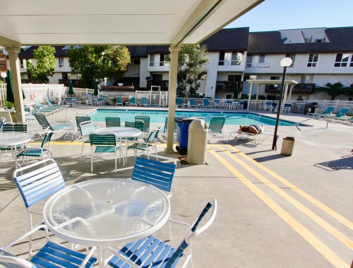 A sunny day at the pool at Mission Vedre in Mission Valley California.