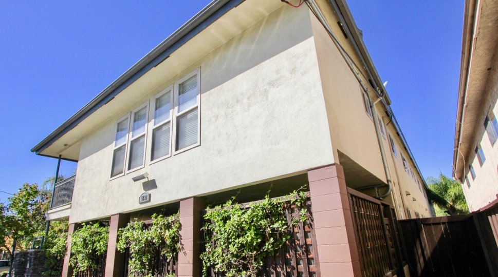 West Mountain View Condos 's simple design and elegance is worth seeing in real life, Normal height California