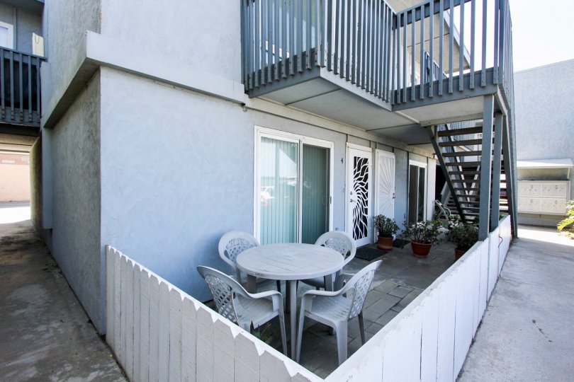 antique patio set in this beautiful backyard of the Spray community