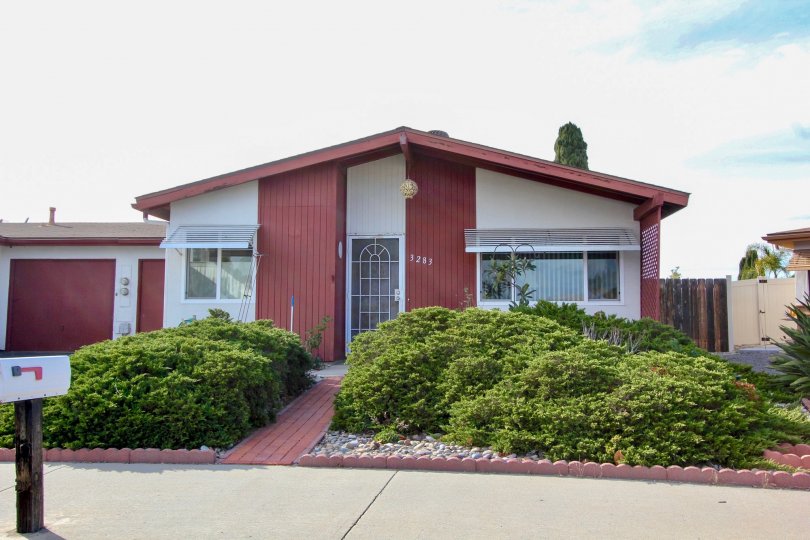ALT="Costa Serena Community at Oceanside in California"