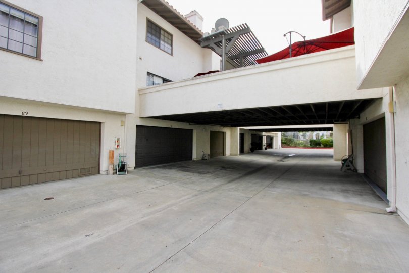 A balcony bridges two buildings at Mission Point Townhomes