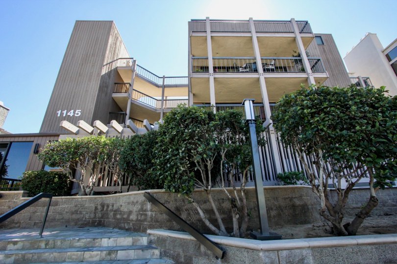 THE 1145 APARTMENT IN THE SANDERLING WITH THE UPSTAIRS, TREES, BALCONI