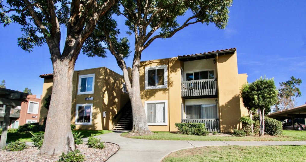 Beautiful Townhouses in the waterbridge community of Rancho Bernardo in California