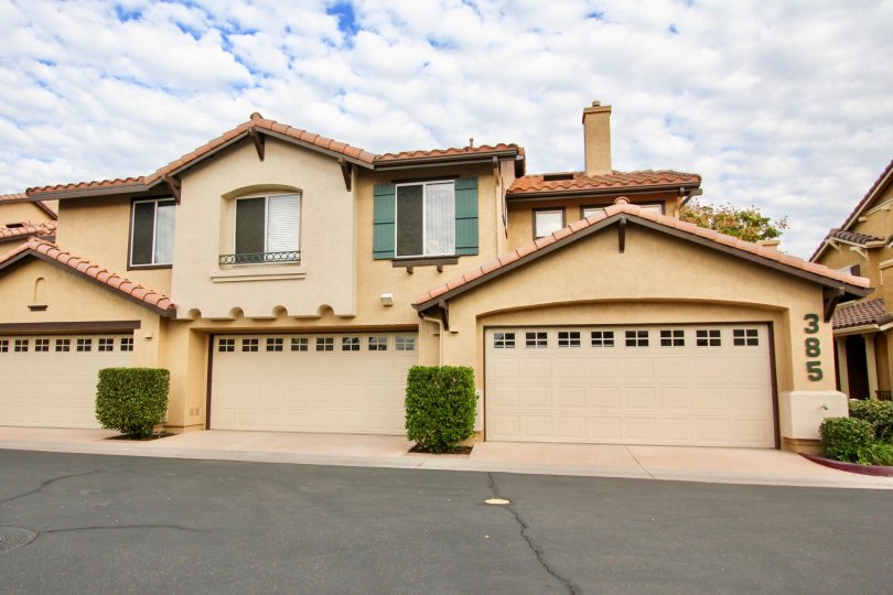 California Mariposa ,Santee  , California,beige building, elegant