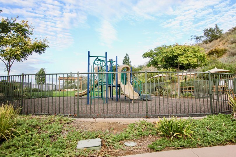 A cloudy day in the Northstar empty children's playground.