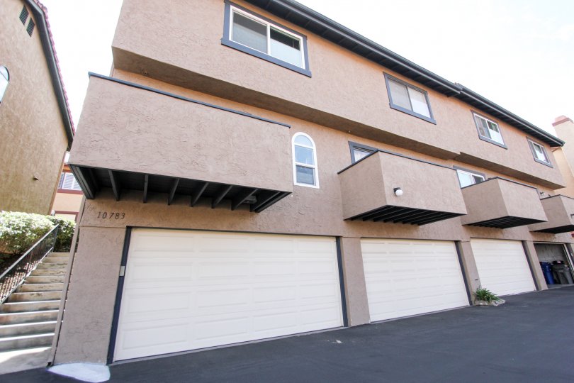 A sunny day in the area of Riderwood Terrace, Condo, tree, window, gated entrance