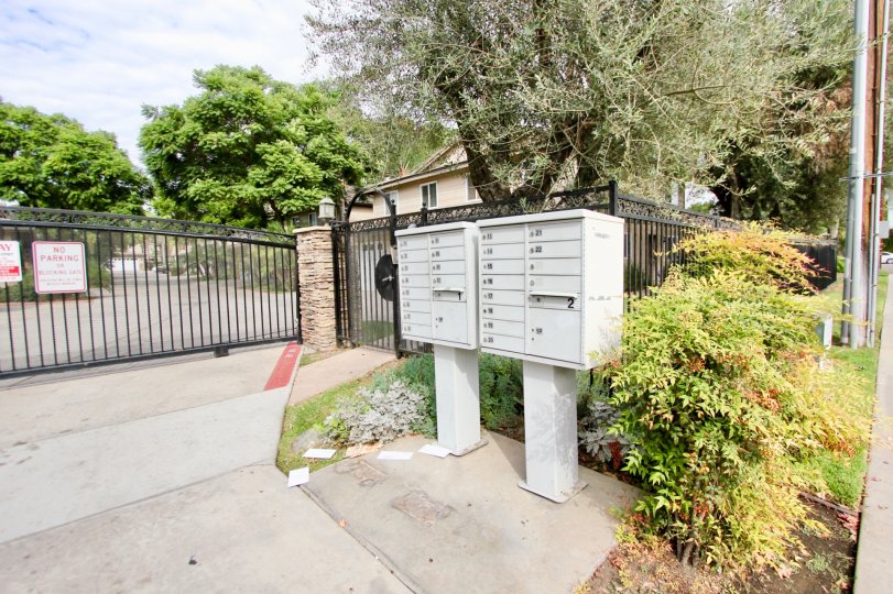 Lamar Square gated entry, mail boxes, and landscaping Spring Valley California