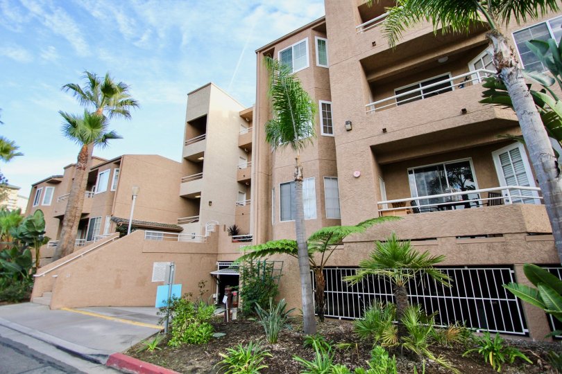 Four story housing with underground parking at Park Place La Jolla in University City California