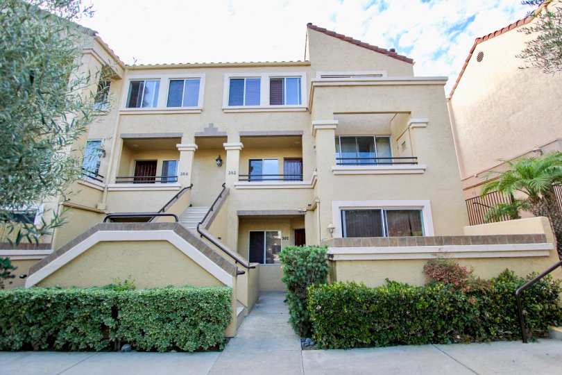 The Venetian in University City, California, Luxurious Front Entrance with Curving Stairs