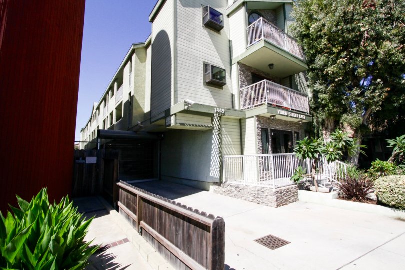 Third Street East Condos, Lofts & Townhomes For Sale | Third Street ...