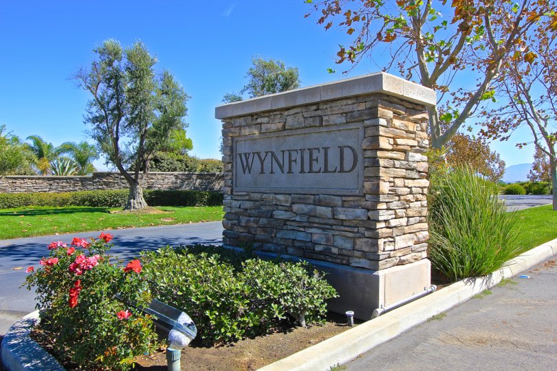 Stone column entrance to Wynfield Estates in Murrieta