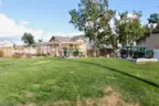 The community amenities at Country Glen include a pool