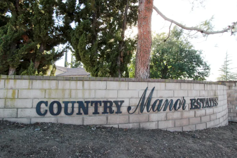 Country Manor Estates Community Marquee in Temecula Ca
