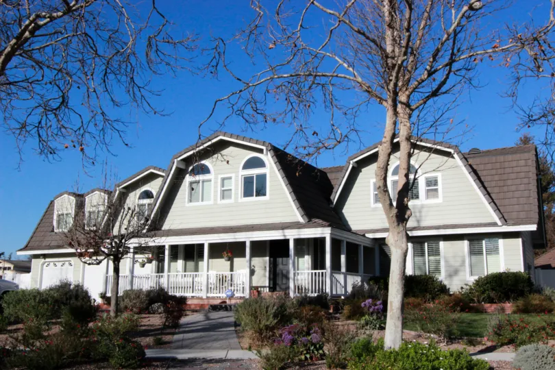 This single story home at Country Manor Estates is impeccably well maintained