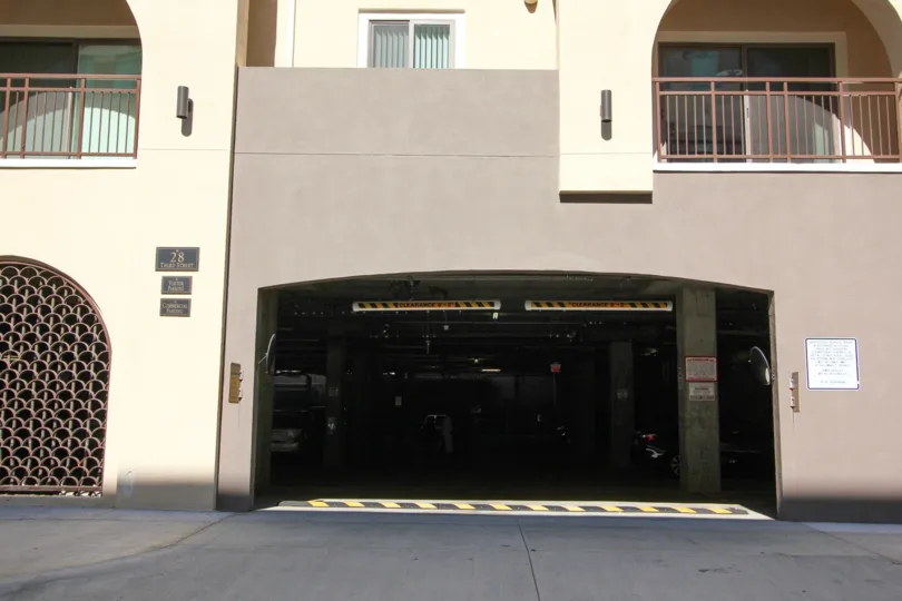 The parking at Casita Zen in Alhambra California