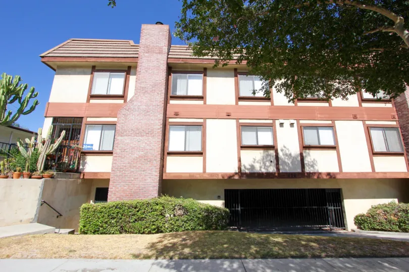 The Villa Maison building in Alhambra California