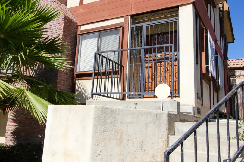 The door into Villa Maison