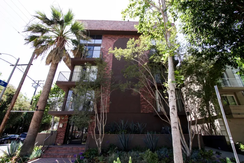 The Chalmers Wooster Plaza building in Beverly Center