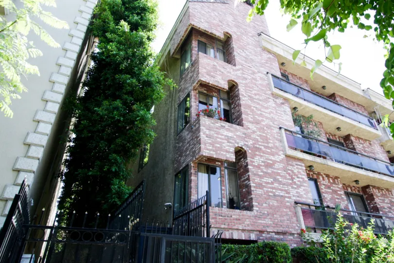 The Doheny Square building at Beverly Center
