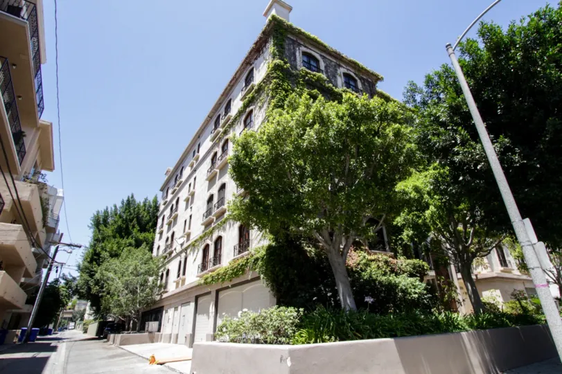 The La Faubourg On Swall building in Beverly Center