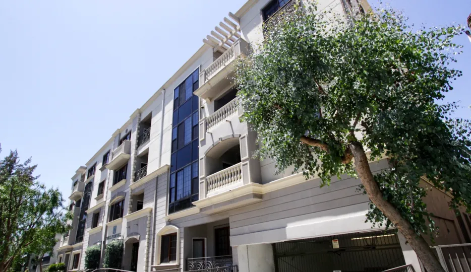 The gorgeous architecture of the Swall Promenade