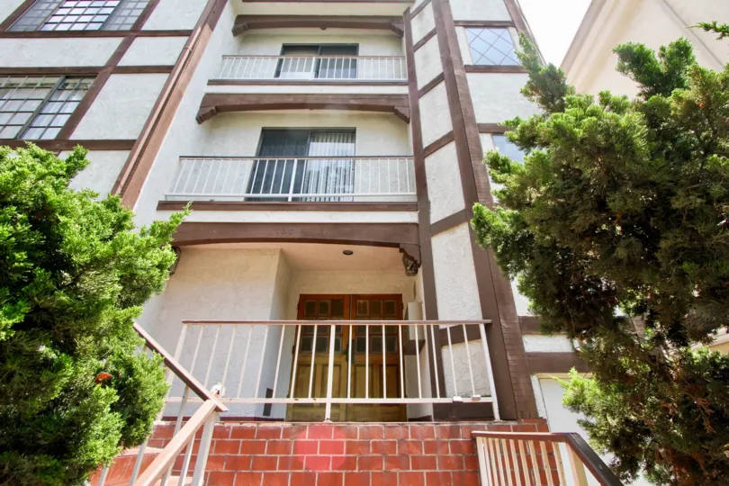 the beautiful place of Community: Swall Tudor City: beverly center State: California