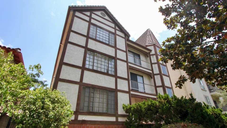 A beautiful residential building with great landscaping in Swall Tudor community.