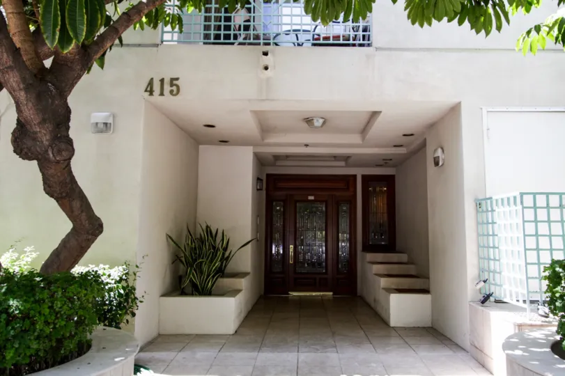 The entrance into Willaman Regency