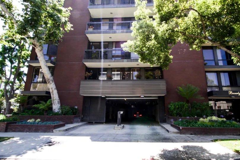 The Beverly Hills Pinnacle building