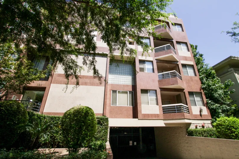 a duplex room attached apartment in Crescent Townhouse