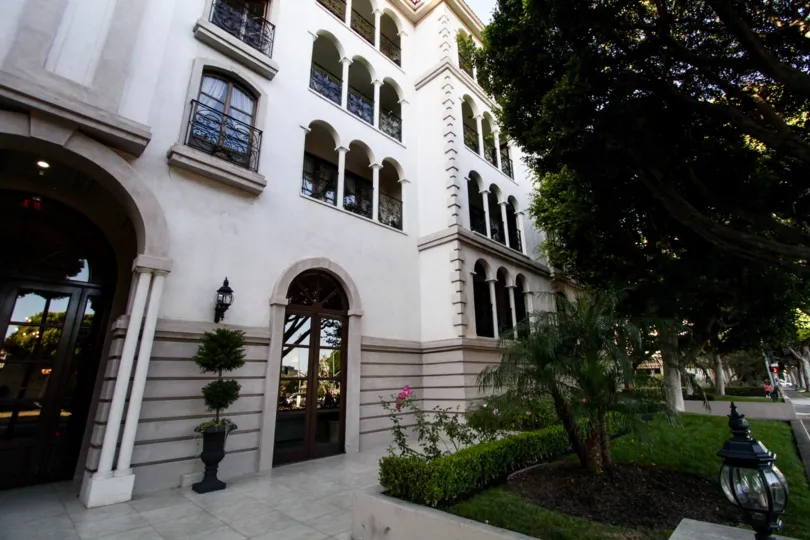 The pavilion area around Le Faubourg St Honore